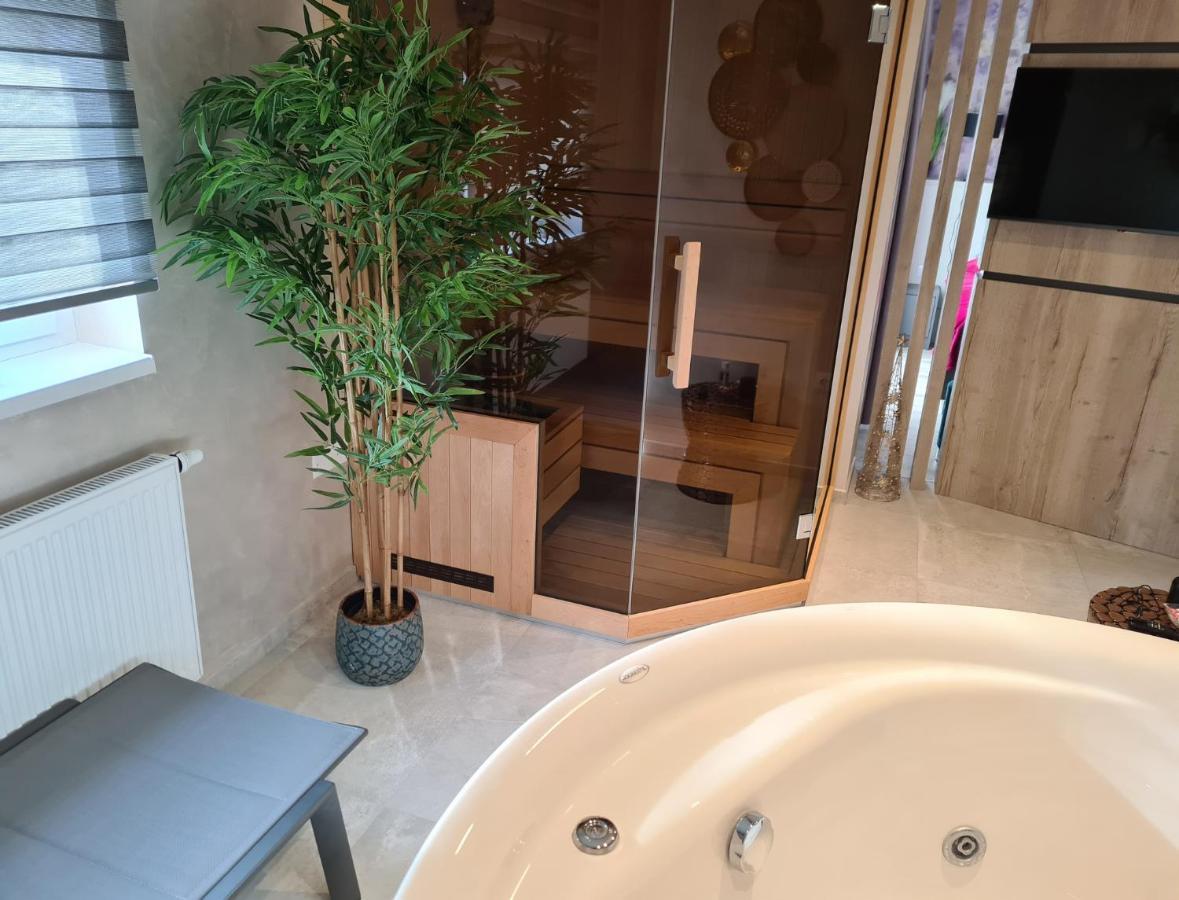וואראז'דין Wellness Apartments מראה חיצוני תמונה
